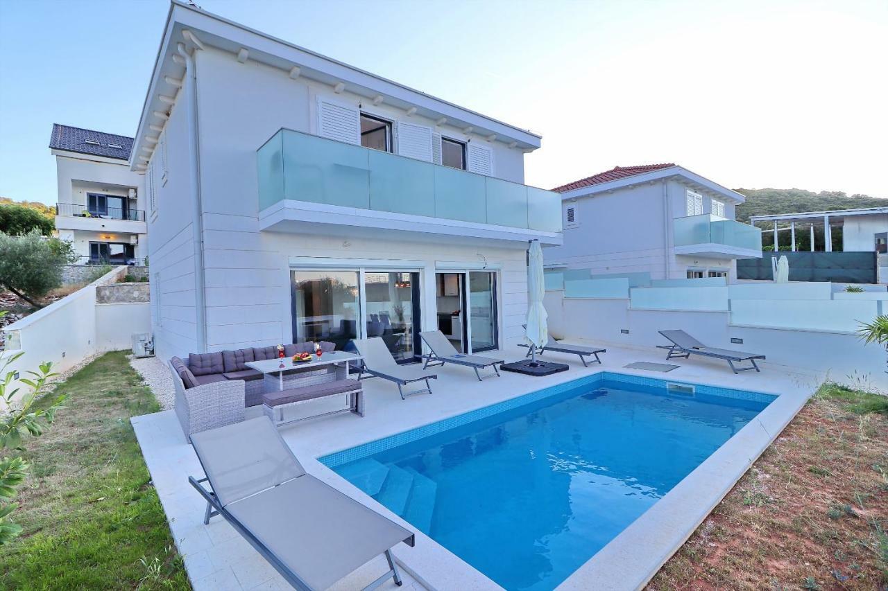 Villa Dalmatinka Drače المظهر الخارجي الصورة